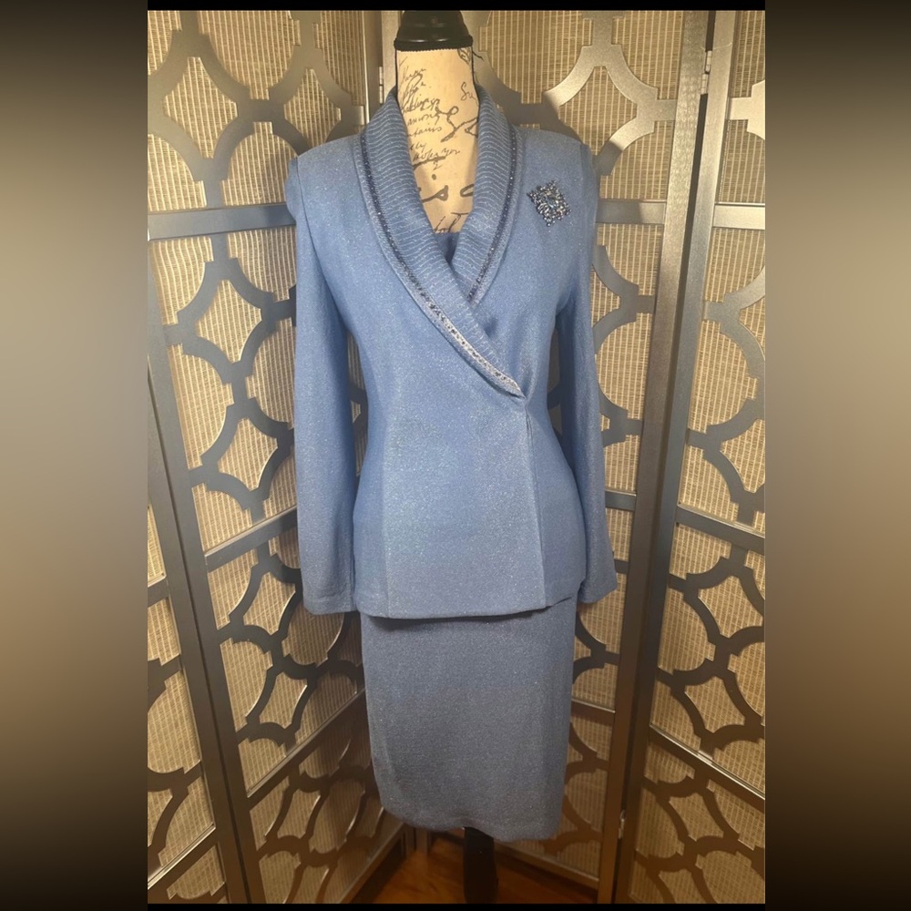 St. John Evening 3 piece Skirt Suit Sz 4/6 Jacket Skirt Tank